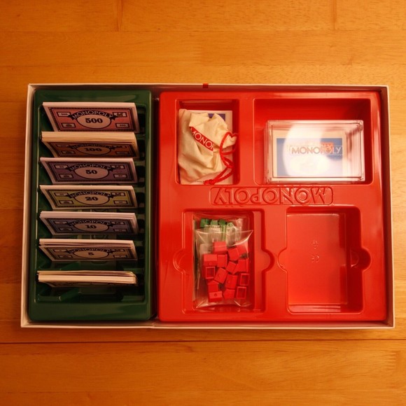 Monopoly Southampton Edition Board Game 2004 Rare Edition COMPLETE - Picture 4 of 16